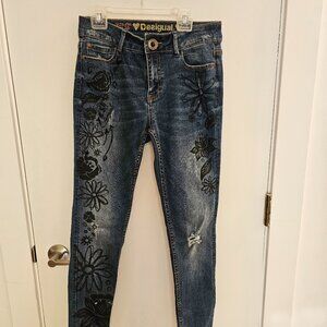 Desigual Jeans, flower print, ripped and jeweled Size 26